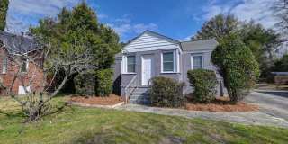 Charming 2 Bedroom Home Just Blocks from USC Campus with Great Parking  Move-In Ready Appeal Gallery 1