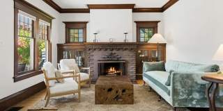 Spacious Ravenna Craftsman! Gallery 23