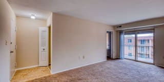 Oakton Park Apartments Gallery 4