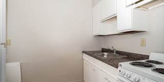 2009 Sullivant Avenue Gallery 6