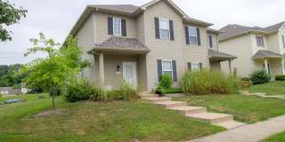 4 Bedroom NewTown Condo Gallery 1