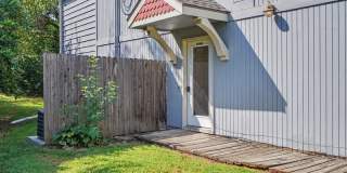 2901 University Drive - B Gallery 1