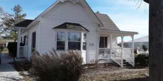 322 Chestnut Street Gallery 1