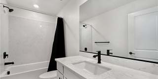 10280 Beckenham Hills Street Gallery 21