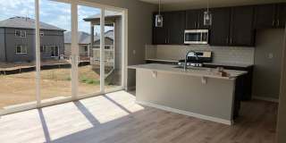 Beautiful Newer Home in Berthoud – 3 Bedrooms + Study, Loft, Large Yard, Pet Friendly Beautiful Newer Home in Berthoud – 3 Bedrooms + Study, Loft, Large Yard, Pet Friendly Gallery 4