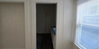 551 W 10th Street Gallery 12