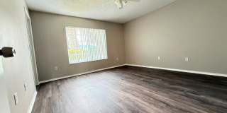 Spacious 3/2.5 Town Home in Meadow Woods! Available Now! Gallery 10