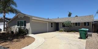 Charming 3 Bedroom Home with Beautiful Backyard in San Carlos Gallery 1