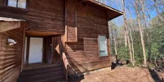 Room in 3 Bedroom Home at Terrace Trail Gallery 1