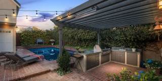 427 12th St Gallery 14