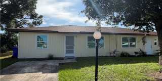 117 ADMIRAL CIRCLE B Gallery 1