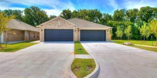 2500 Finesilver Lane Gallery 1