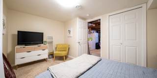 3235 S. 39th Ave. Gallery 18