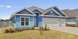 Shoal River Landing Must See w/ 3-car garage! Gallery 1