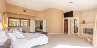 3259 Malcolm Gallery 24