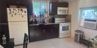 2125 Bay Dr Gallery 4