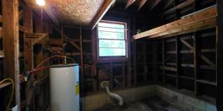 Updated 2BR/1BA Home with a fenced back yard Gallery 22