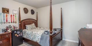900 Vintage Avenue Gallery 22