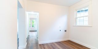 2408 Highland Avenue Gallery 21