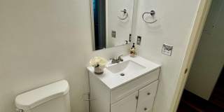 2 Bedroom, 2 Bath Condo Gallery 21