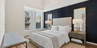 The Seventeen Hundred on East Gallery 19