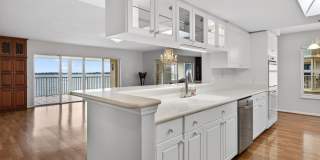 102 Riverside Drive unit: 306 Gallery 14