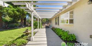 Beautiful 4 Bed / 3 Bath Bollinger Hills Home with Gorgeous Remodeled Kitchen! Gallery 10