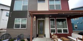 Modern Townhouse in Can't Beat Location - Available 8/1 Modern Townhouse in Can't Beat Location - Available 8/1 Gallery 16