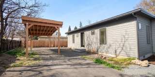 Fully Fenced Private Single-Level 2x2 Retreat in Bend with Bonus Office Nook! Gallery 1