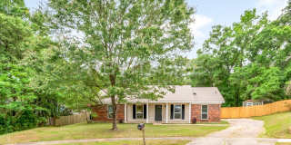 1724 Rustic Wood Ct – Classic Comfort Meets Outdoor Living Gallery 4