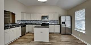 352 Meadow Gallery 4