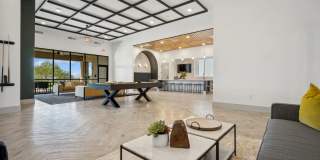 Longbow Luxury Apartments Gallery 8