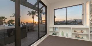 110 Ocean Park Blvd Gallery 7