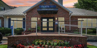 The Flats on Maple Street Gallery 31
