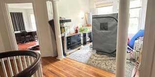 Gorgeous modern entire home perfect for large student groups available 9/1/2027 Gallery 8