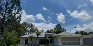 Beautiful, open concept, split plan, 3-bedroom, 2 bath, 2 car garage with screened in patio home. Gallery 1