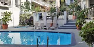 Luxurious 2 Bedroom, 2 Bath Condo in the Heart of Prime Hollywood Gallery 20