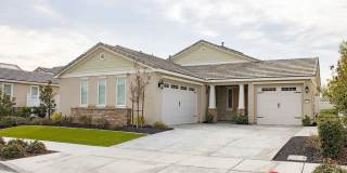 Spacious 4-Bedroom Home with Solar, Garage & HOA Community Living! Gallery 1