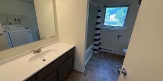 1625 South Rouse Avenue Gallery 12