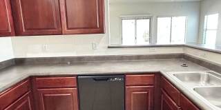 New Remodel 3 bedroom, 2 bathroom Gallery 8
