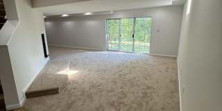 911 LAKE FRONT Drive Gallery 6