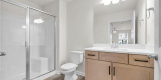 1513 Maple Street unit: 202 Gallery 12