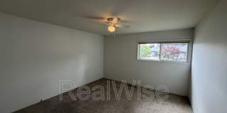 710 NW Midland Ave Gallery 33