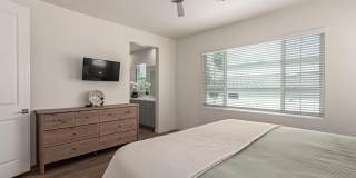 3746 E EARLL Drive Gallery 10