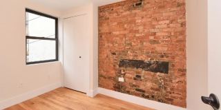 503 E 12th St Gallery 5