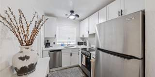 725 SW 2nd Ct Gallery 19