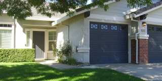 Beautiful 4 Bed / 2 Bath Home with Stunning  Backyard & Gazebo Gallery 1