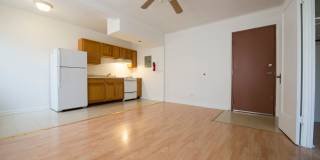 5957 W Madison St Gallery 34