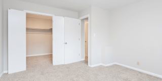 The Dawson Gallery 14