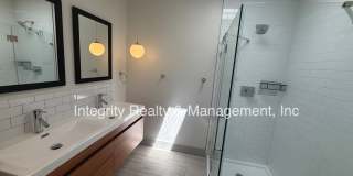 2 Bed/1 Bath, 1317 Sqft - 3539 Mariposa St Gallery 13